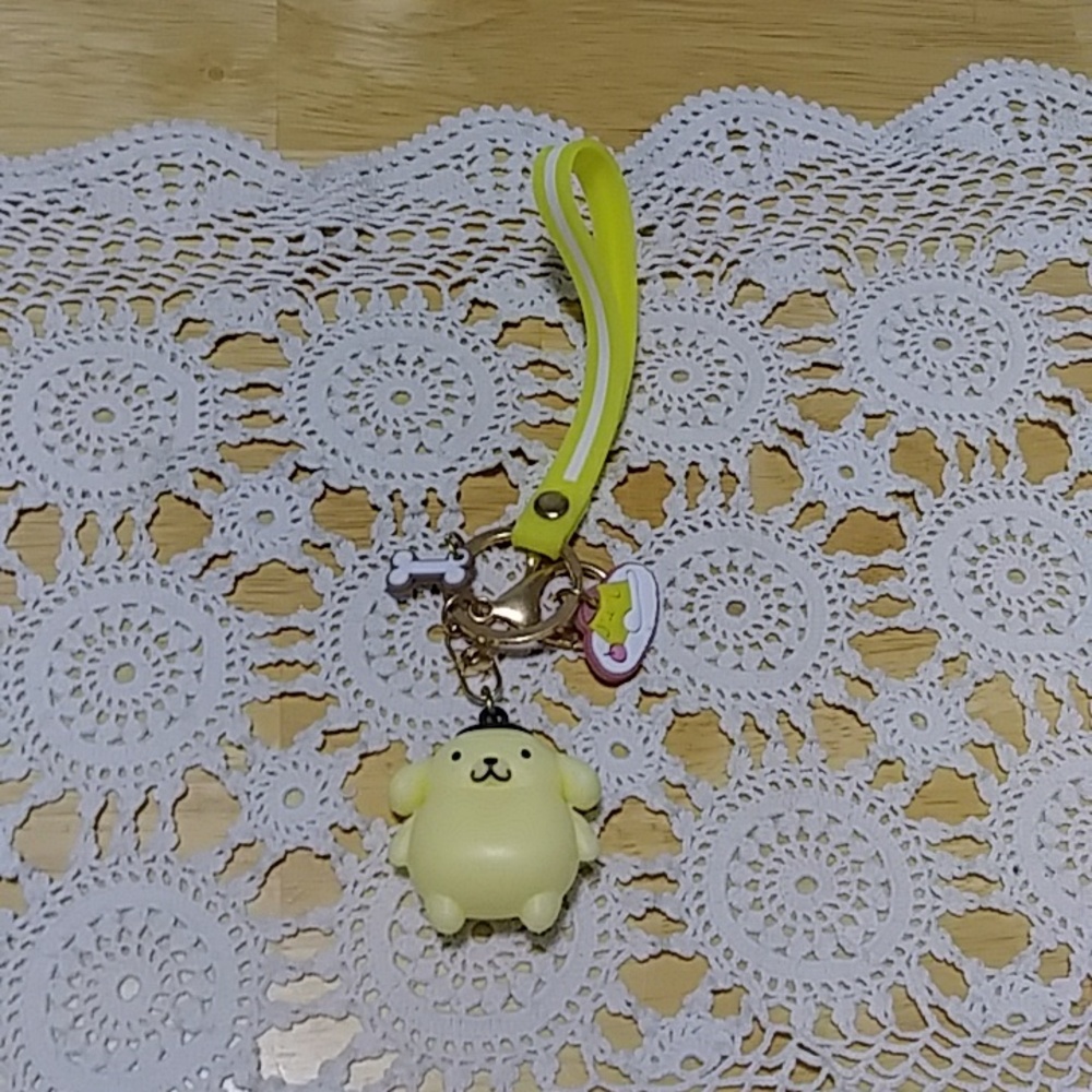 Hello Kitty Cinnamaroll Keychain with charms, new item